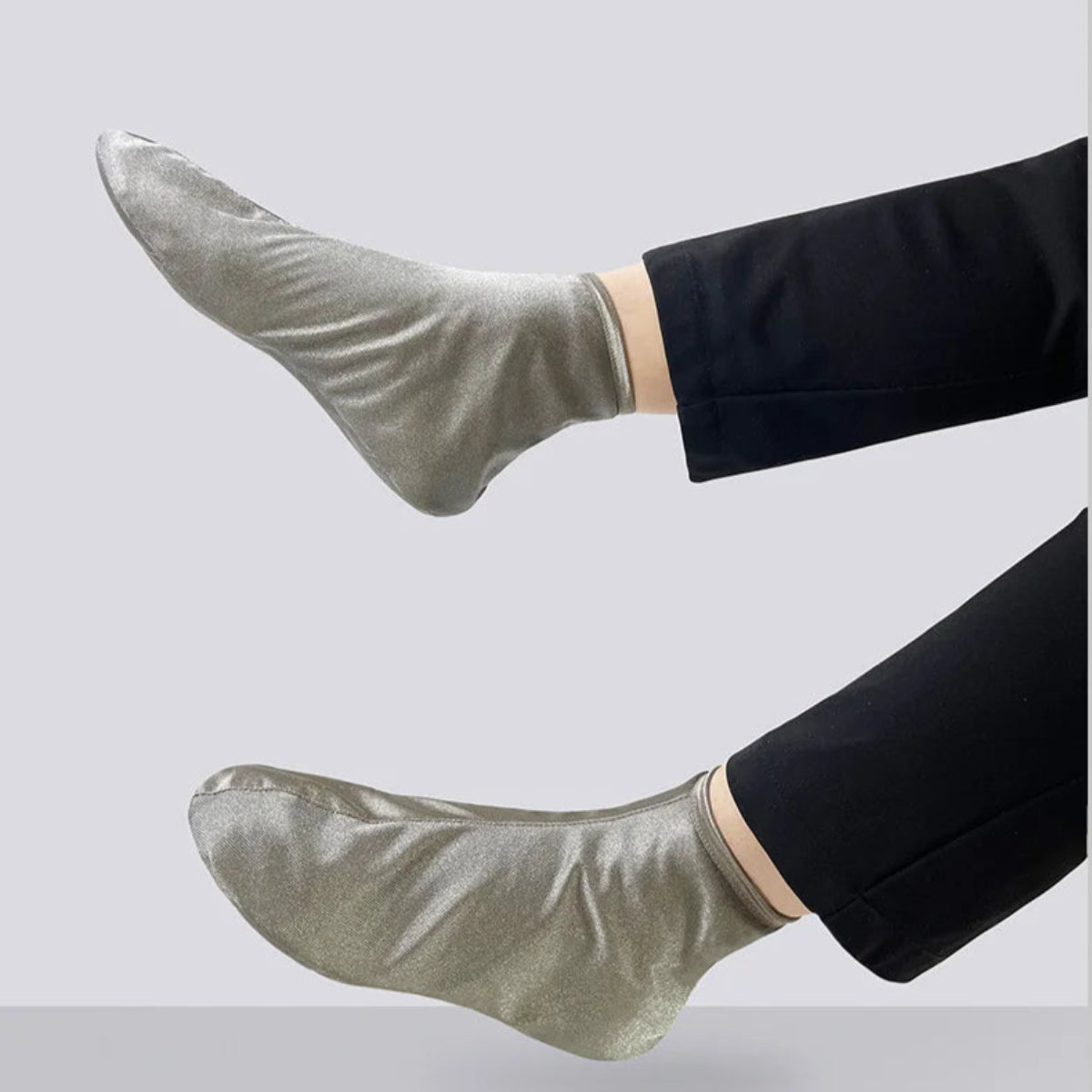 Unisex Electromagnetic Radiation Blocking Socks - 100% Silver Fiber EMF Shielding Socks
